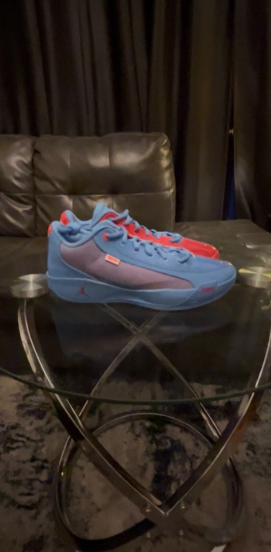 Luka .77 x Jordan NY vs NY Men's Size 130