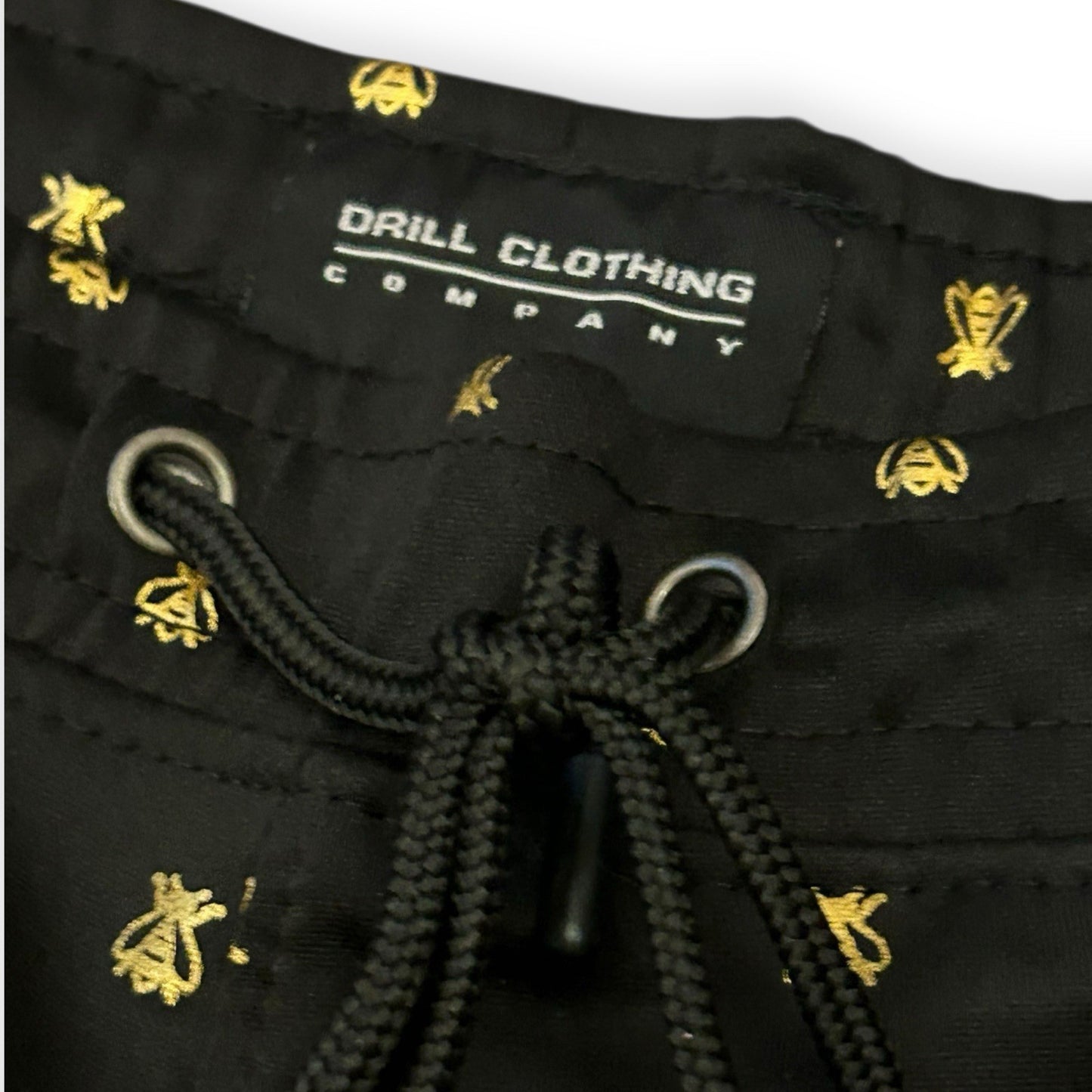  NYC Drill Clothing Co  Black Shorts With Gold Bee Accents Men’s Size 2