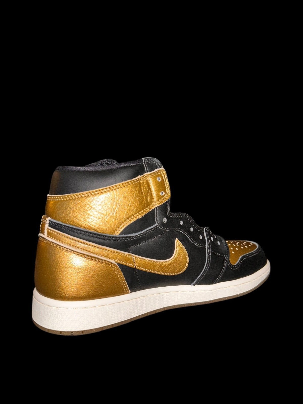 Jordan 1 Retro High OG Men's Size [ 9 & 9.5 ]3