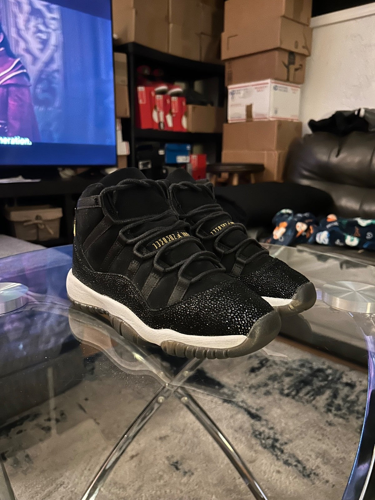 Jordan 11 Retro Low Heiress Black Stingray [ Size 5Y/6.5 W ] OBO4