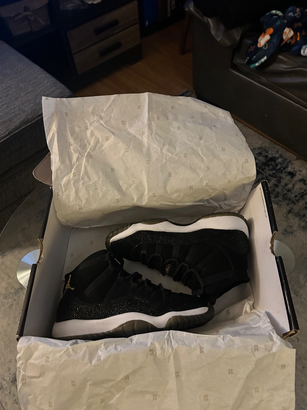 Jordan 11 Retro Low Heiress Black Stingray [ Size 5Y/6.5 W ] OBO5
