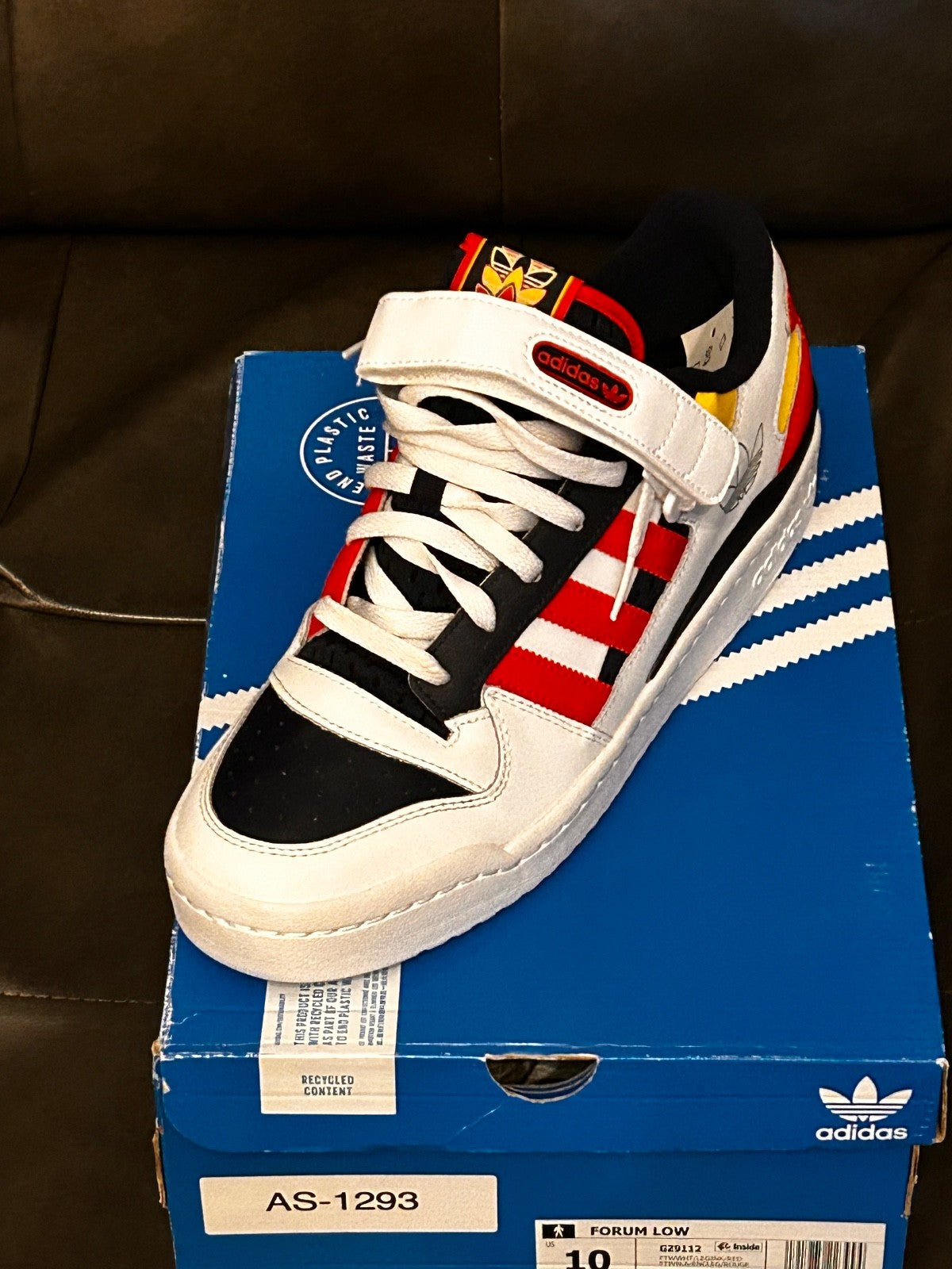 *Just In NWT * Adidas Forum Low (Legend Ink Red) Size [ 10M ] $100 OBO2