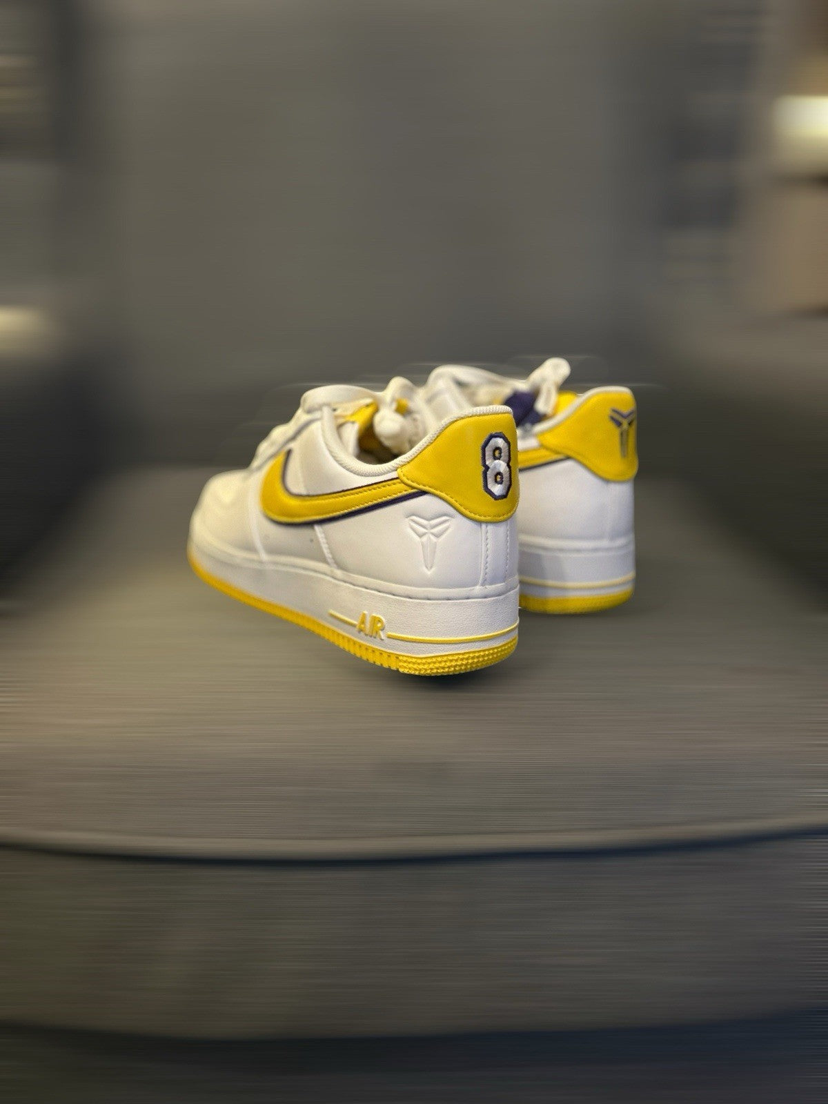 Size 10 - Kobe Bryant x Nike Air Force 1 Retro QS Low Lakers Home5