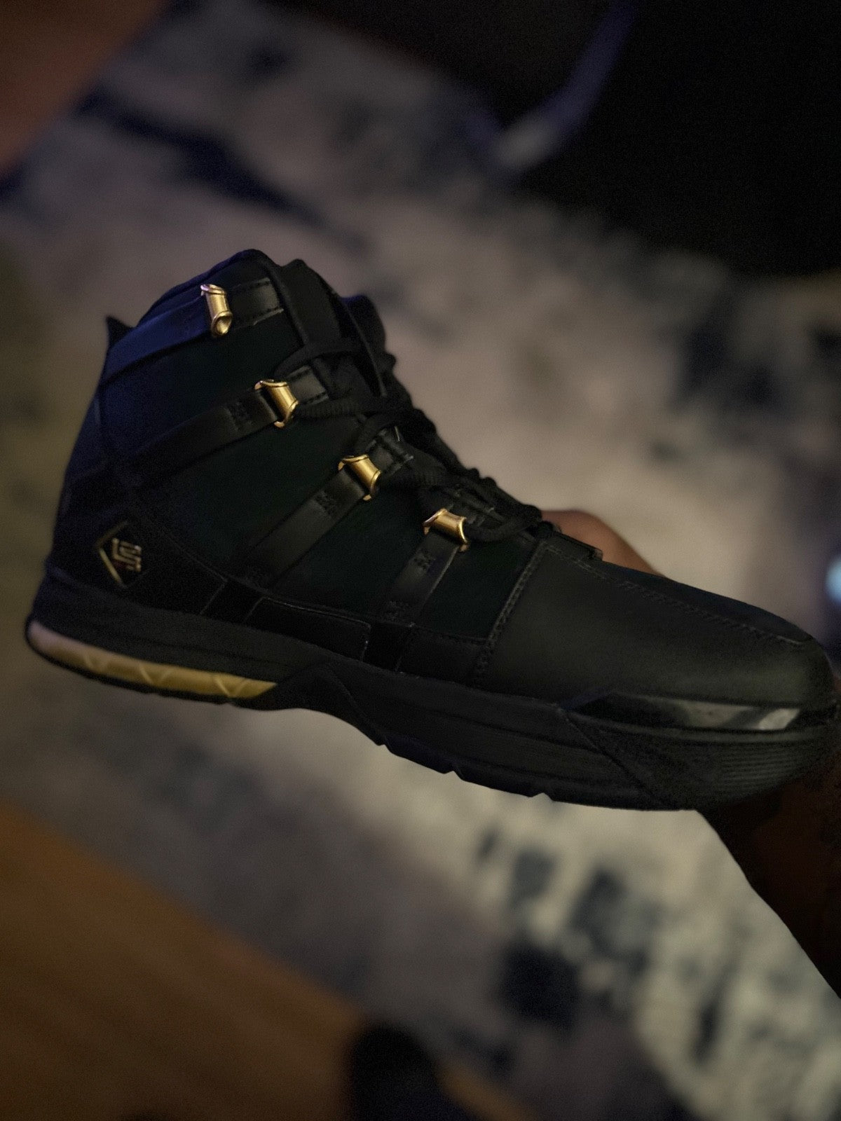Lebron Zoom 3 Black Metallic Gold [ Size 13M ]2