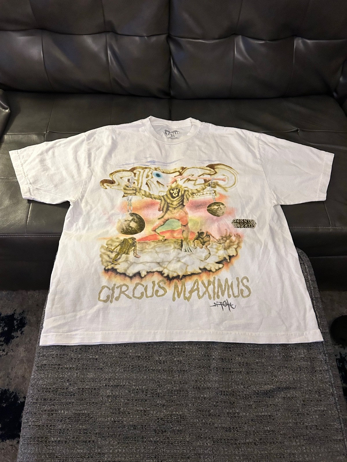 [ Brand New Official Travis Scott ] Skitzo Tee Size ( XL )0