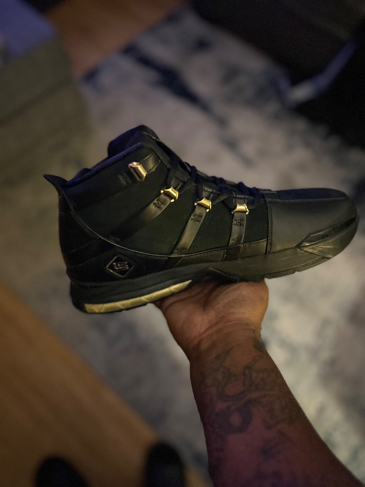 Lebron Zoom 3 Black Metallic Gold [ Size 13M ]7