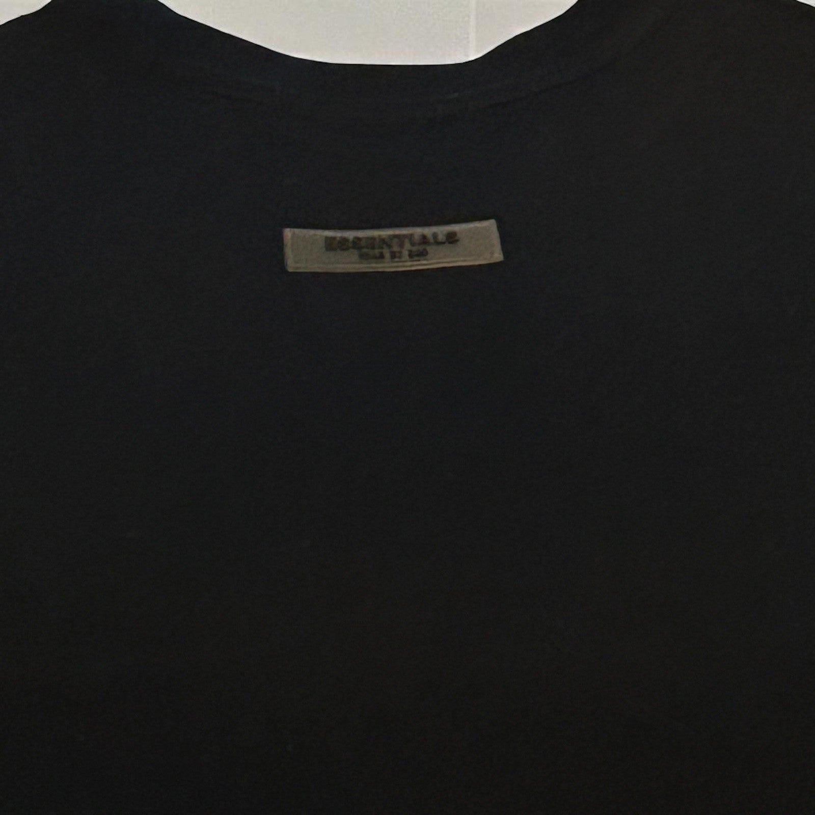  Fear of God Essentials T-Shirt Black Logo NWT Streetwear( Size-M )Unisex2